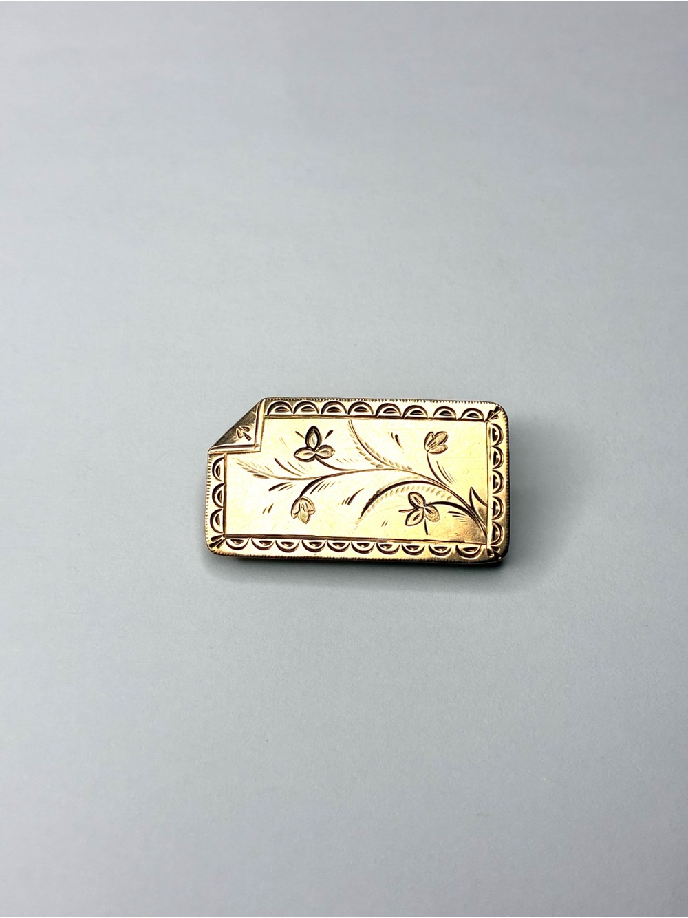 Antique Victorian / Art Deco Rose Gold Filled Floral Etched Brooch Pin